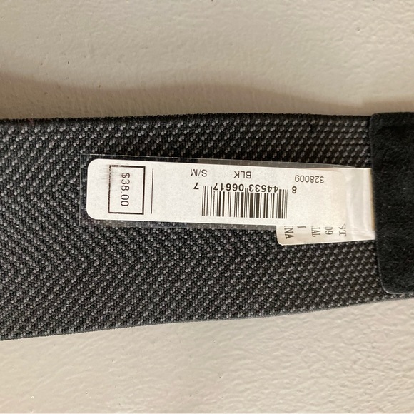 Nine West Black Belt Wide Stretch Woven Fabric Oval Buckle Detail NWT - Picture 7 of 12